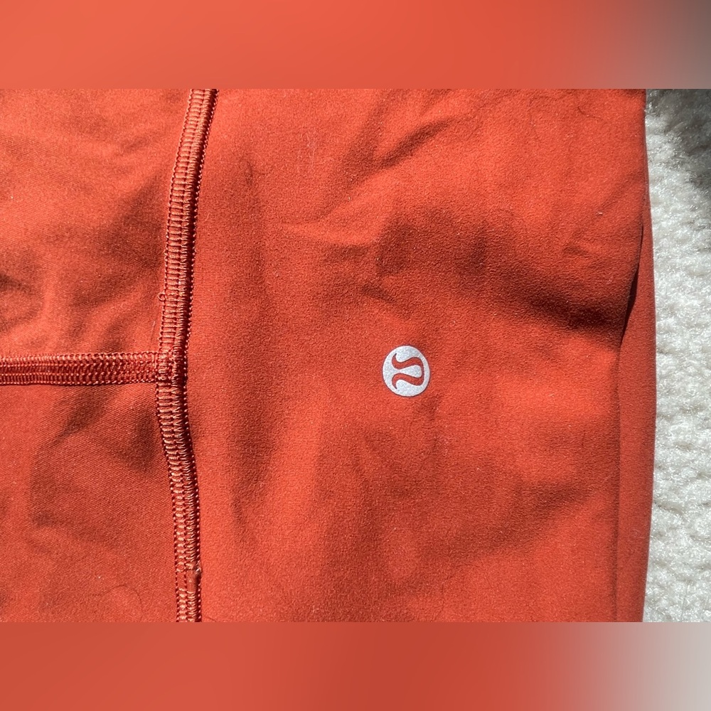 Wunder under train Aztec brick size 4 lululemon